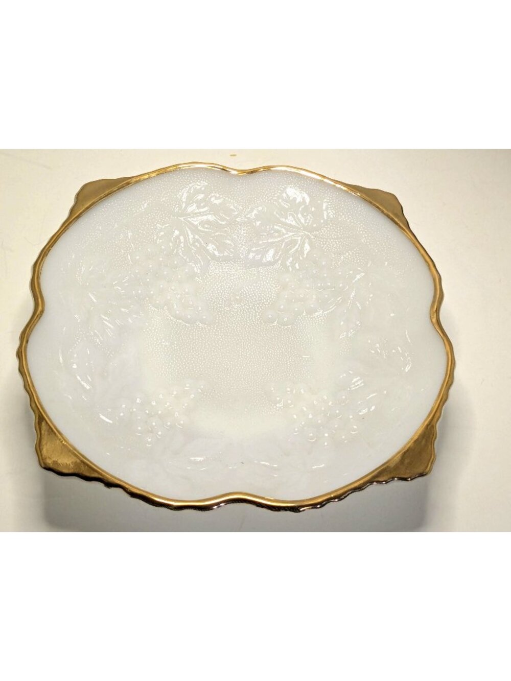 Vtg. Anchor Hocking White Milk Glass Fruit Bowl Embossed Grape Leaf Gold-Trimmed